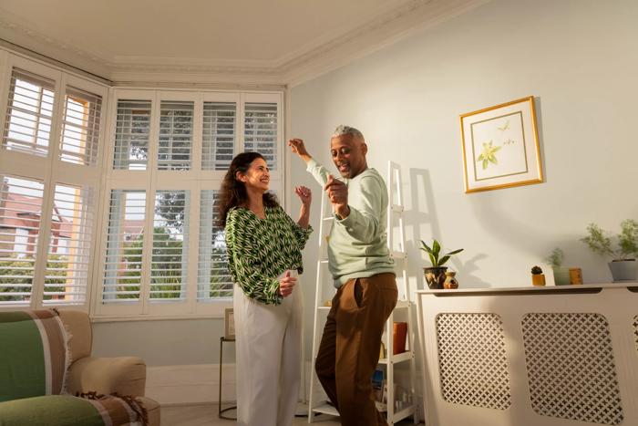 10 ways to save energy and money when renting